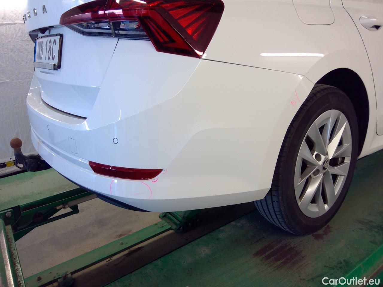  Skoda  Octavia Oct.Combi TDI 150 Style Aut. #5