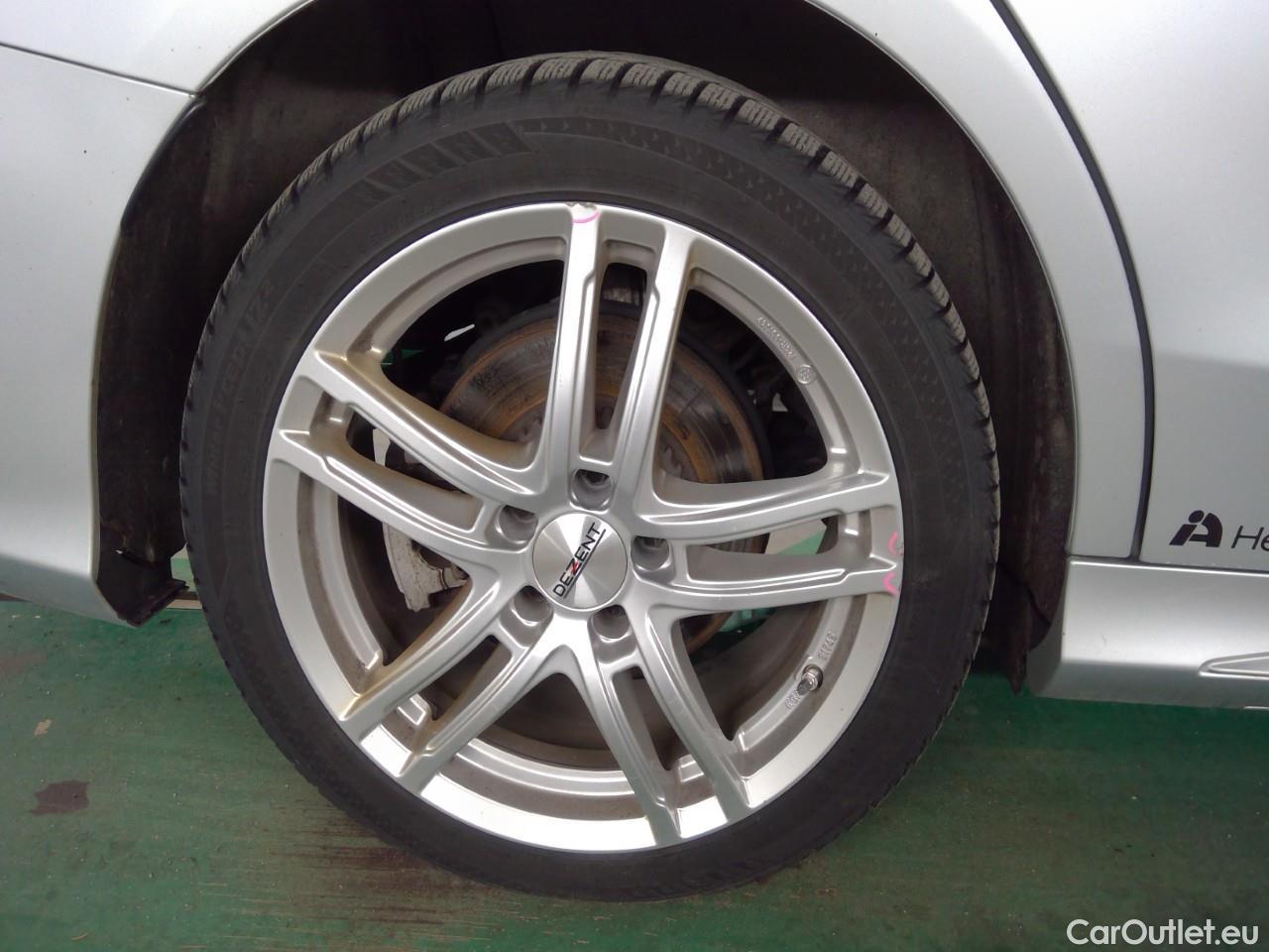  Mercedes  C-Klasse C 300e T SE Edition Aut #11