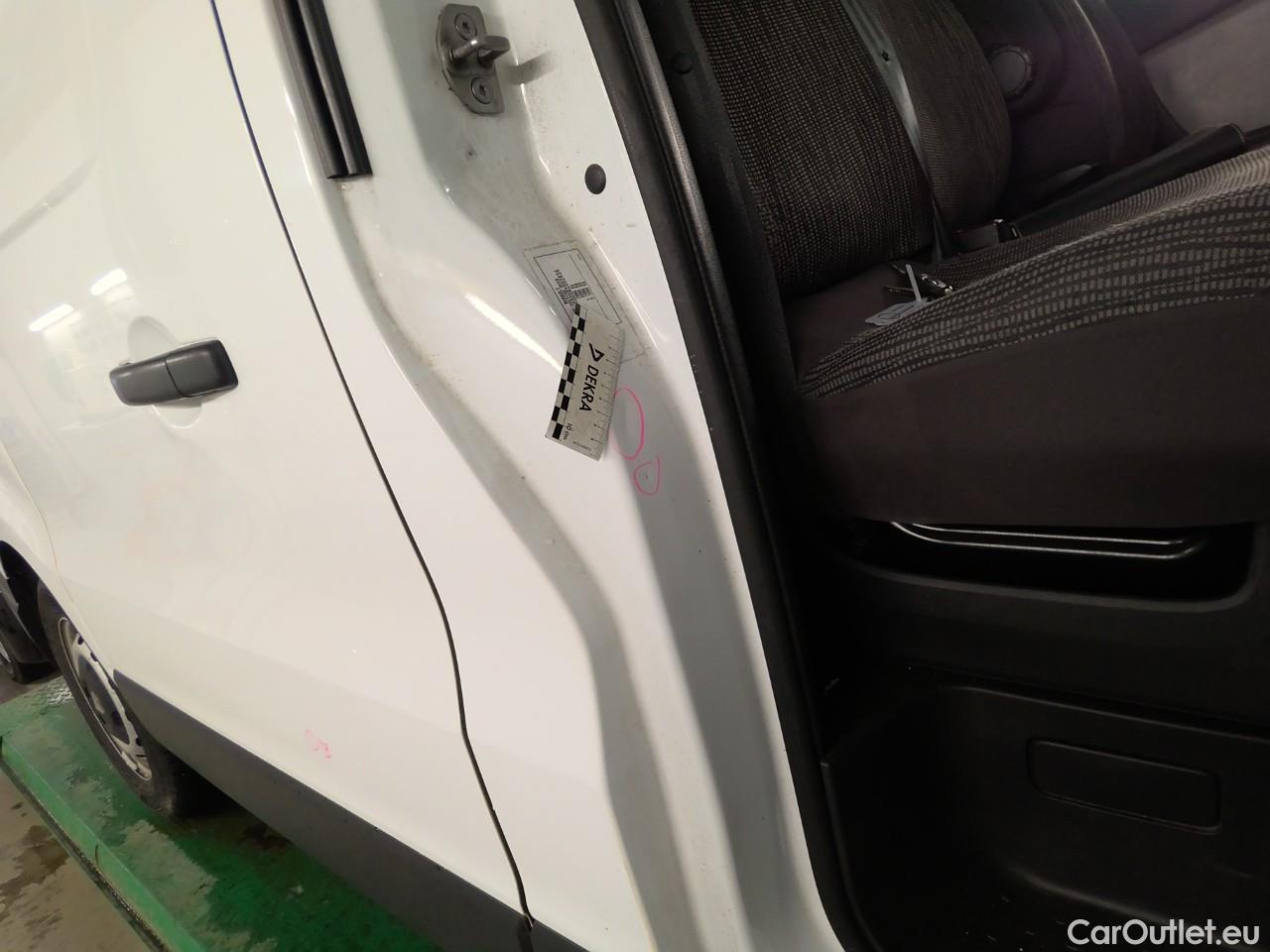  Renault  Trafic  dCi 125 L1H1 M CV #7