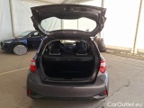  Toyota  Yaris TOYOTA  / 2017 / 5P / BERLINA 1.5 HYBRID BUSINESS #5