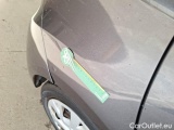  Toyota  Yaris TOYOTA  / 2017 / 5P / BERLINA 1.5 HYBRID BUSINESS #47