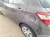  Toyota  Yaris TOYOTA  / 2017 / 5P / BERLINA 1.5 HYBRID BUSINESS #54