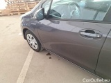  Toyota  Yaris TOYOTA  / 2017 / 5P / BERLINA 1.5 HYBRID BUSINESS #59