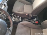  Toyota  Yaris TOYOTA  / 2017 / 5P / BERLINA 1.5 HYBRID BUSINESS #84