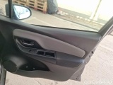  Toyota  Yaris TOYOTA  / 2017 / 5P / BERLINA 1.5 HYBRID BUSINESS #103