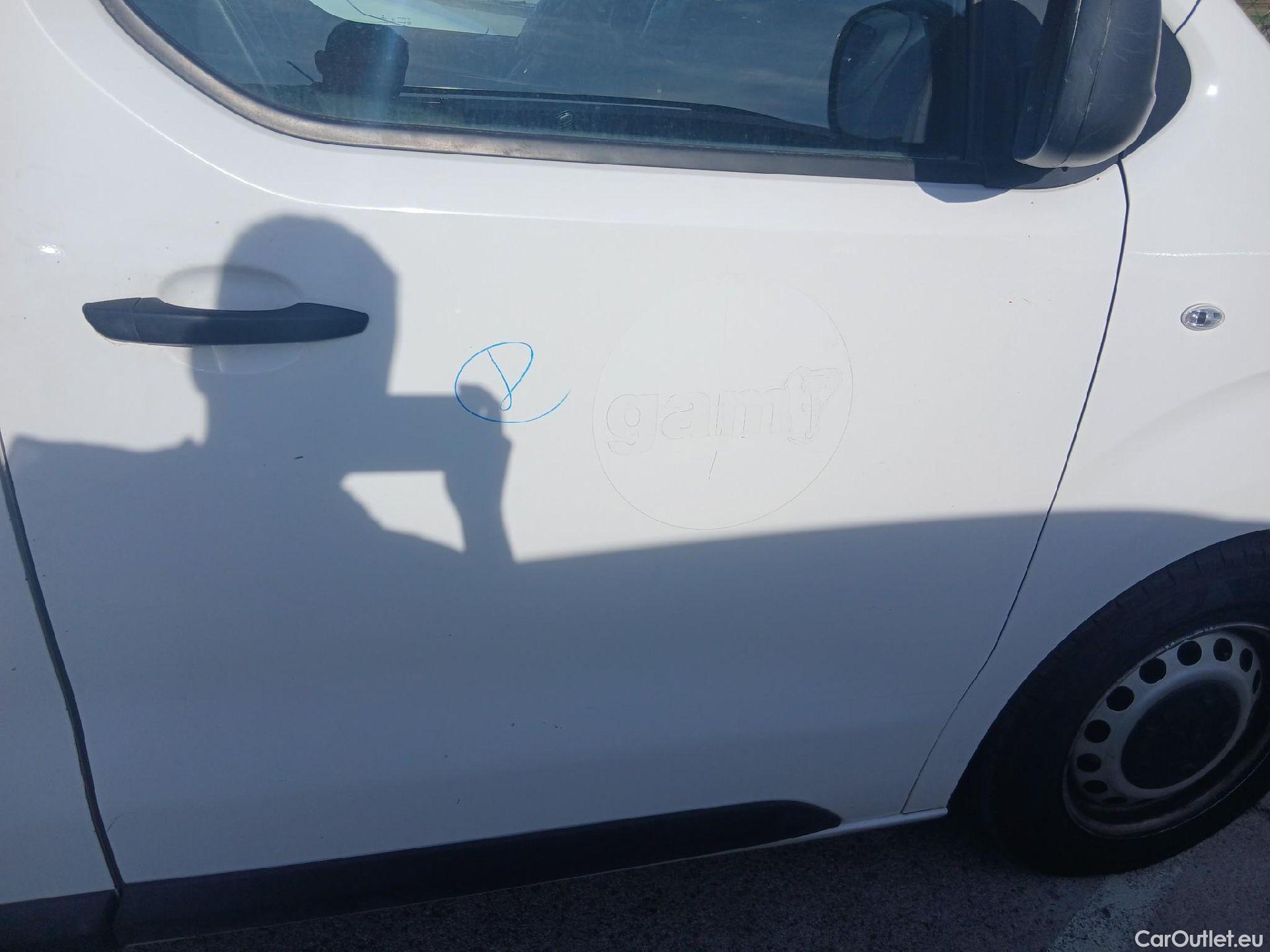  Peugeot  Expert PEUGEOT  / 2016 / 4P / furgón Furgón Pro BlueHDi 85KW (115CV) Standard #60