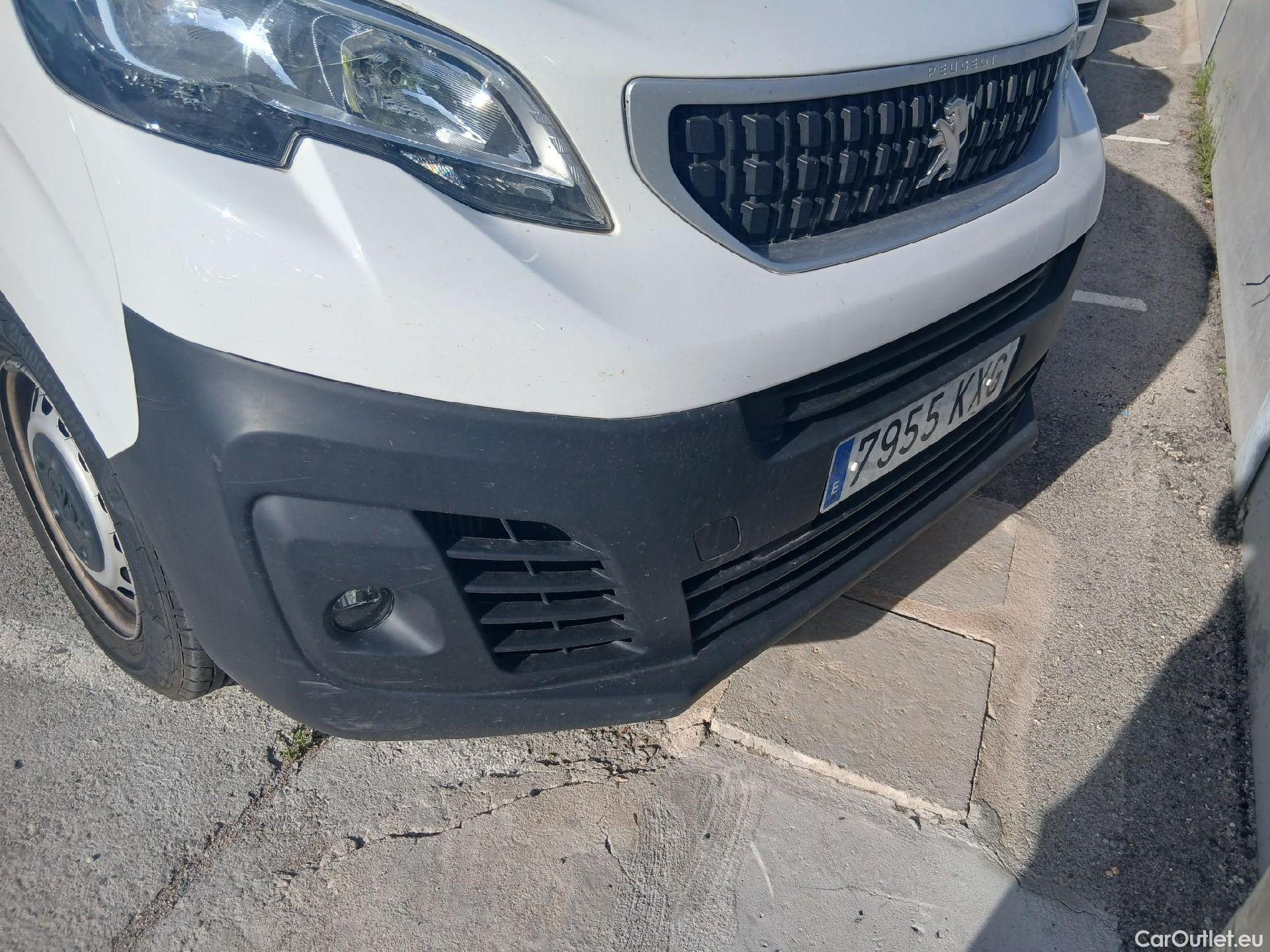  Peugeot  Expert PEUGEOT  / 2016 / 4P / furgón Furgón Pro BlueHDi 85KW (115CV) Standard #23