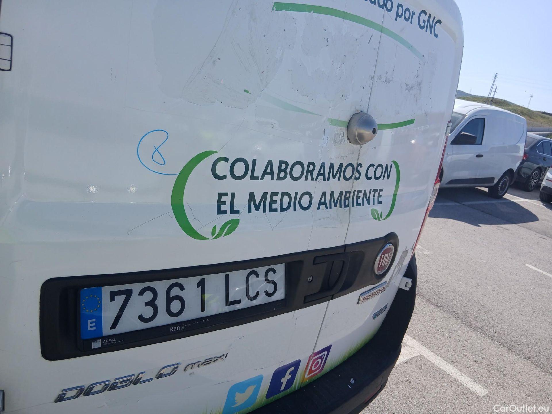  Fiat  Doblo FIAT Doblò Cargo/2015/4P/furgón derivado de turismo Cargo Maxi Base Plus 1.4 Tjet 89kW GNC #26