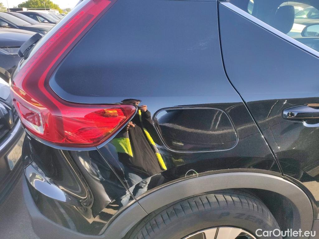  Volvo  XC 40 VOLVO XC40 / 2017 / 5P / todoterreno 1.5 T5 Twin Recharge Inscription Ex Auto #3
