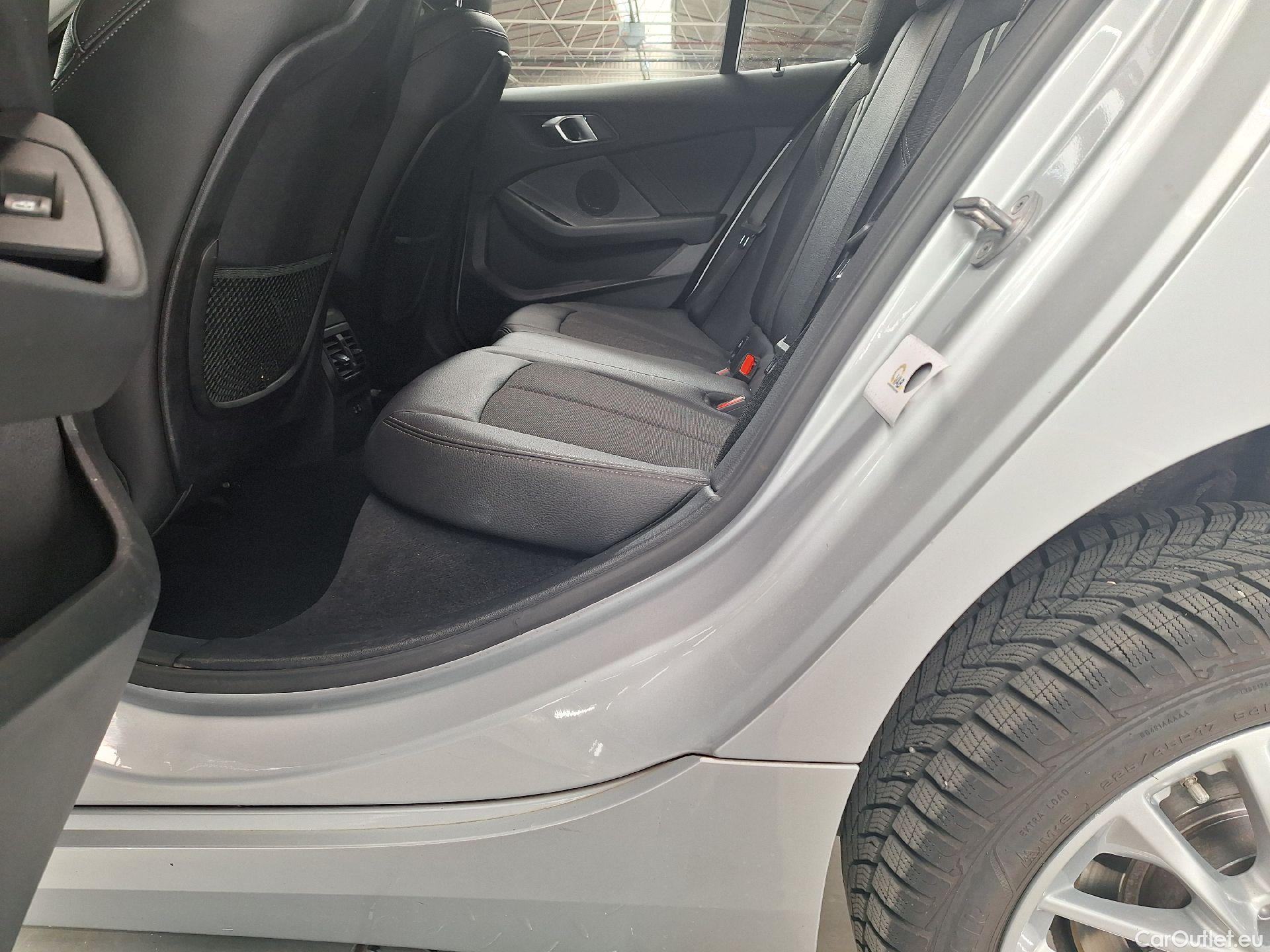  Bmw  Serie 1 BMW, 1-serie '19, BMW 1 Reeks Hatch 116dA (85 kW) 5d #44