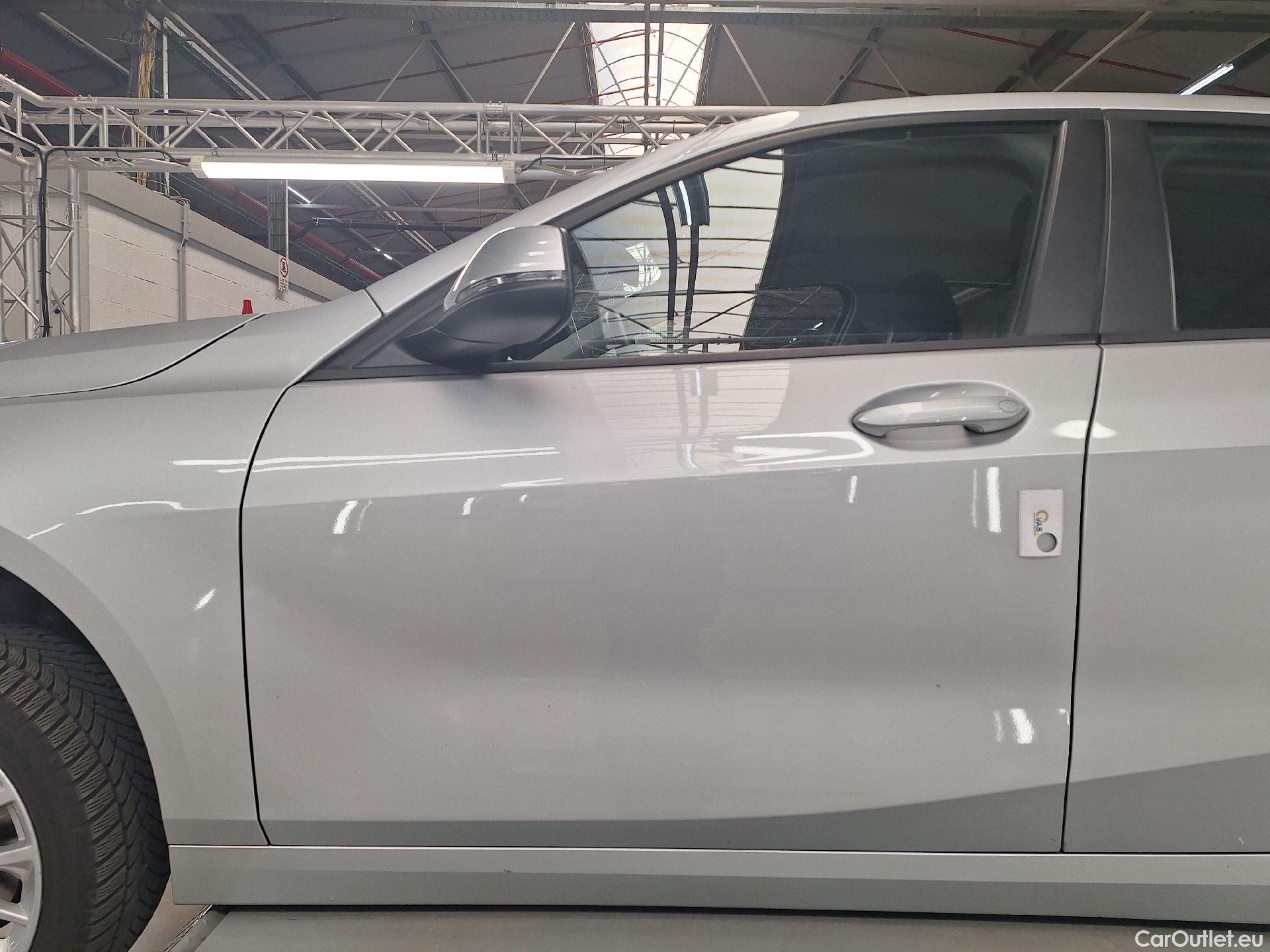  Bmw  Serie 1 BMW, 1-serie '19, BMW 1 Reeks Hatch 116dA (85 kW) 5d #34