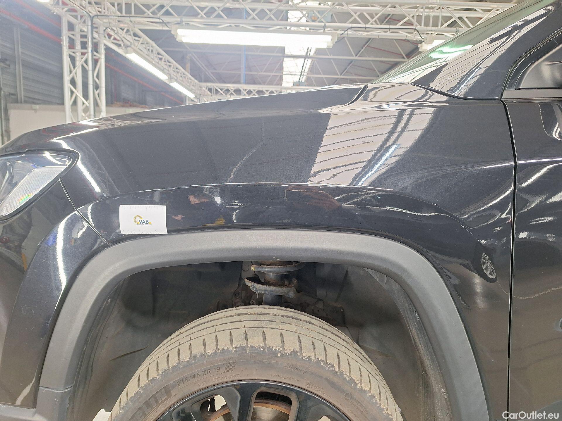  Jeep  Compass Jeep,  '17, Jeep  1.3 Turbo T4 130 4x2 MTX Black Star 5 #27