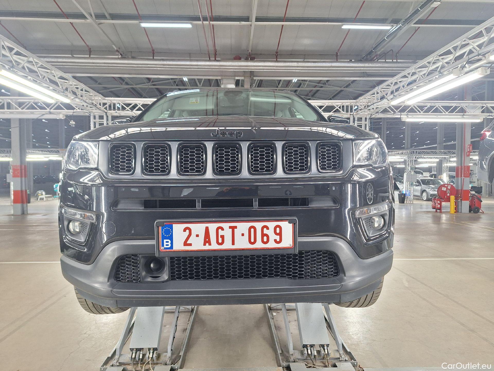 Jeep  Compass Jeep,  '17, Jeep  1.3 Turbo T4 130 4x2 MTX Black Star 5 #23