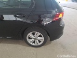  Volkswagen  Golf  VOLKSWAGEN / 2019 / 5P / BERLINA 2.0 TDI SCR 110KW LIFE DSG #99