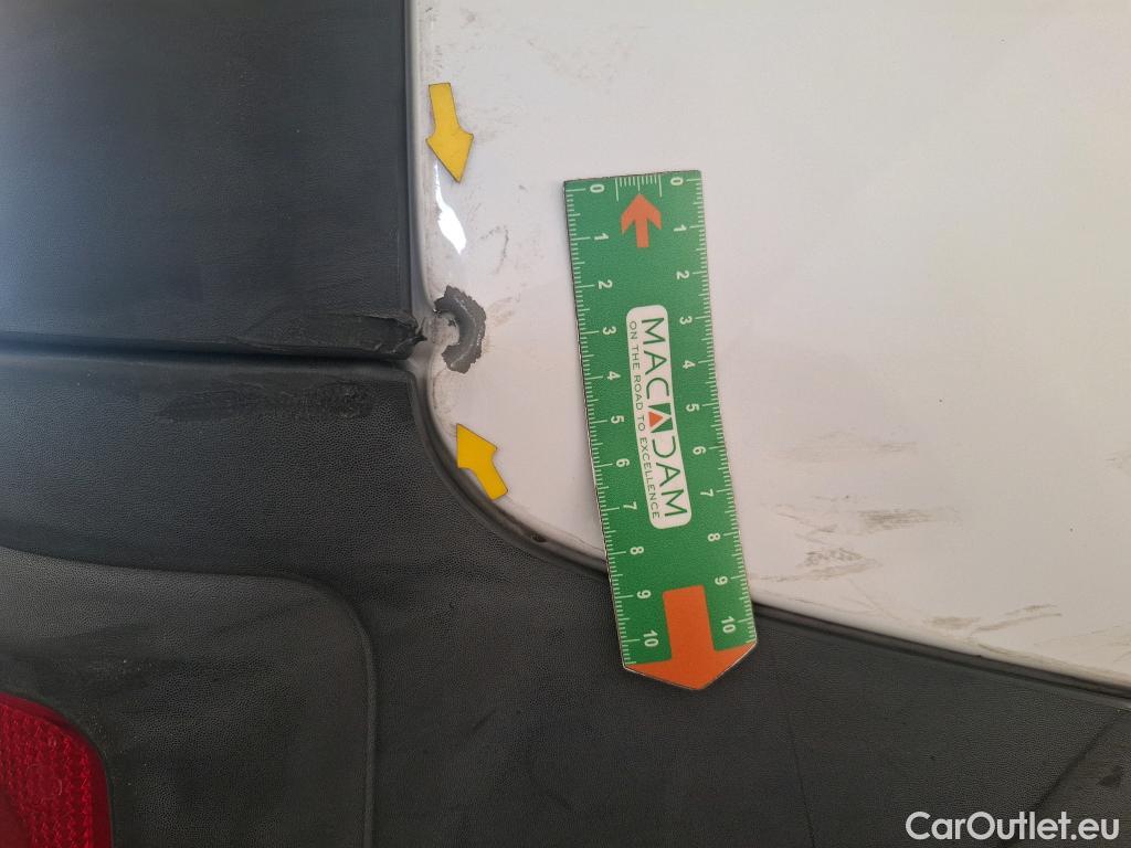  Renault  Kangoo  Express Extra (Série Spéciale) 1.5 dCi 90CV BVM5 E6 #8