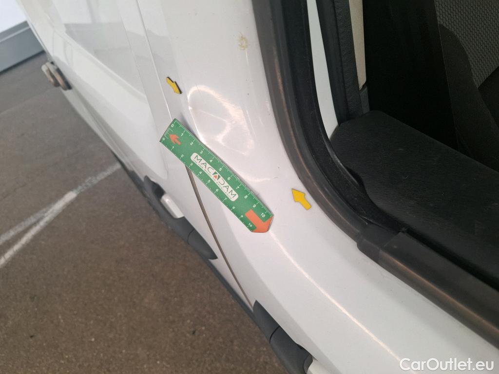  Renault  Kangoo  Express Extra (Série Spéciale) 1.5 dCi 90CV BVM5 E6 #20