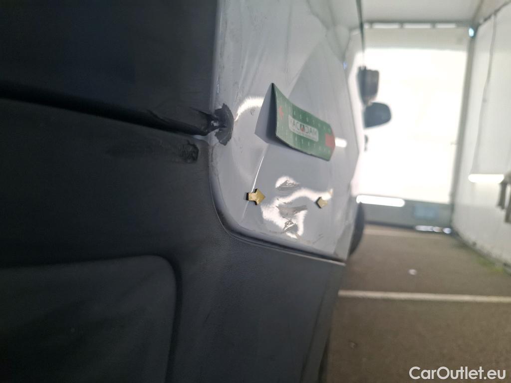  Renault  Kangoo  Express Extra (Série Spéciale) 1.5 dCi 90CV BVM5 E6 #9