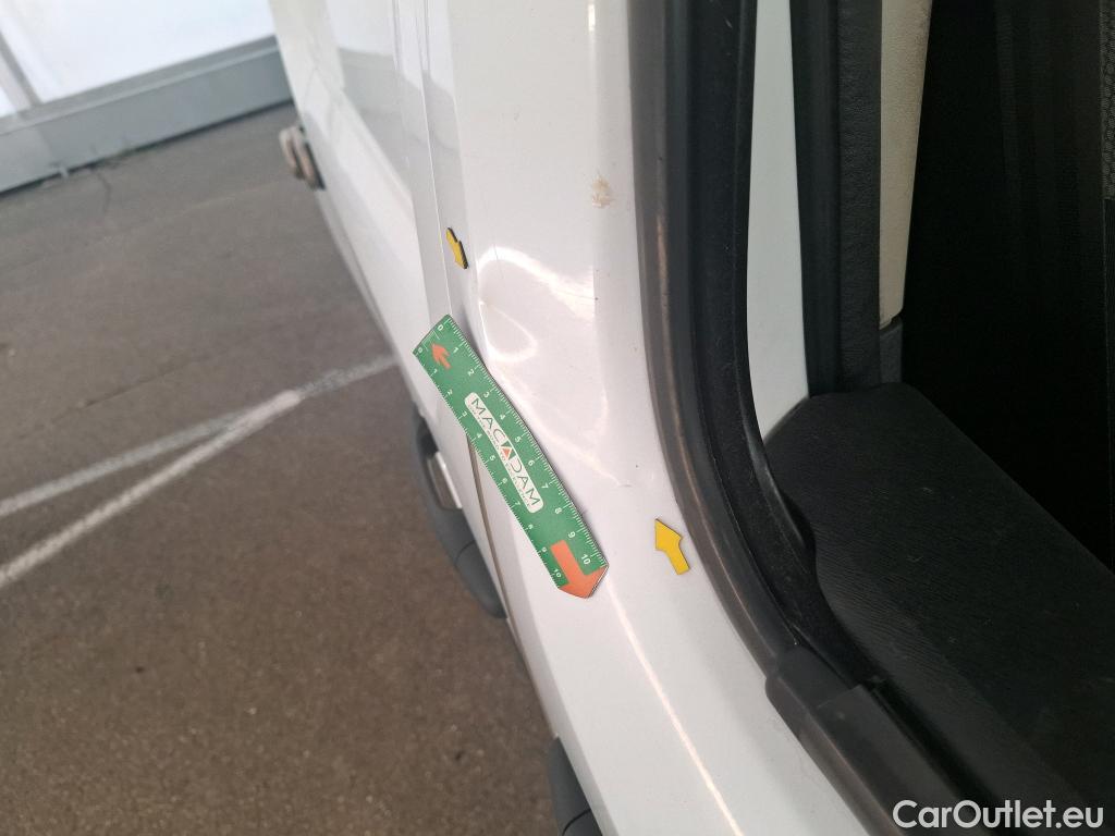  Renault  Kangoo  Express Extra (Série Spéciale) 1.5 dCi 90CV BVM5 E6 #21