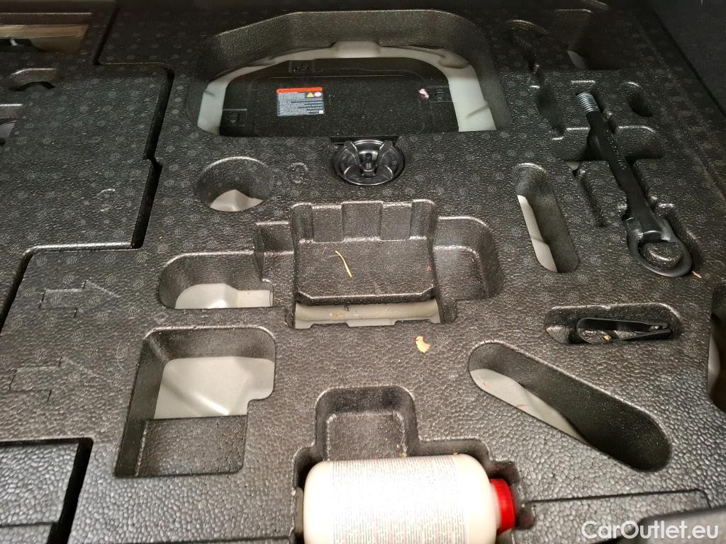  Nissan  Juke NISSAN  / 2019 / 5P / Crossover Hybrid 143 Business+ COMMITMENT DEAL LOT 700 #17
