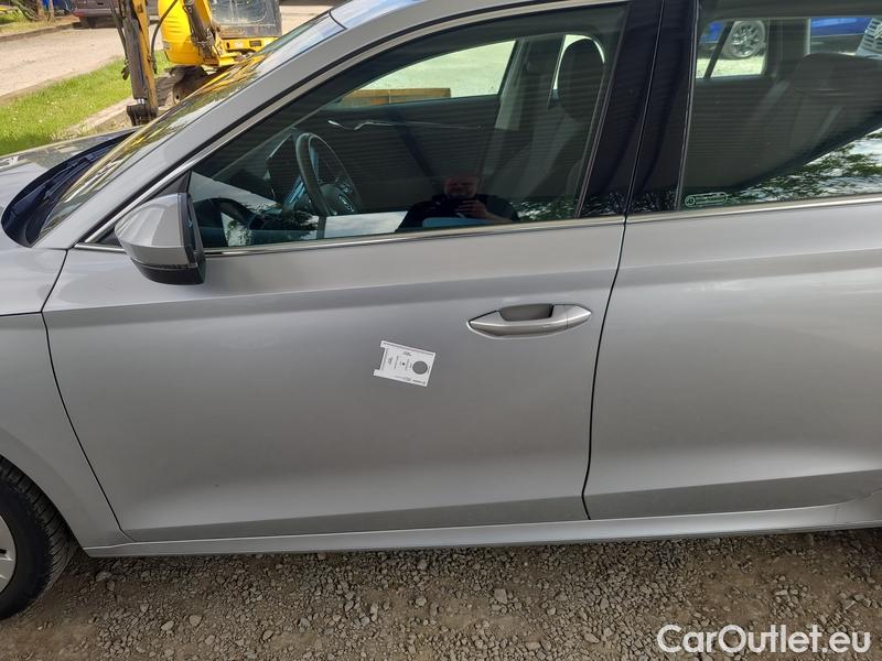  Skoda  Octavia  Combi (NX3)(2020) Oct.Combi 2.0TDI 110 Style AT #2