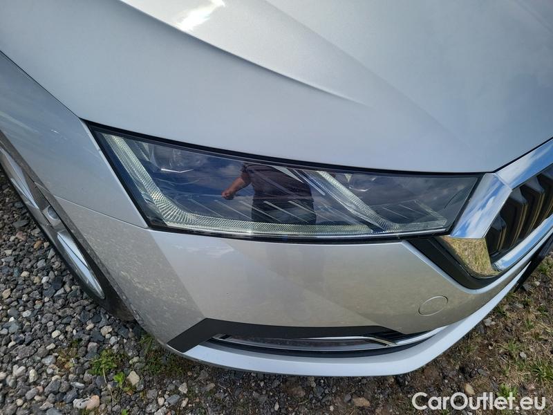  Skoda  Octavia  Combi (NX3)(2020) Oct.Combi 2.0TDI 110 Style AT #2