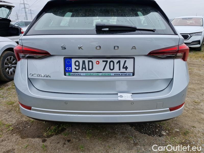  Skoda  Octavia  Combi (NX3)(2020) Oct.C.2.0 TDI 110 Ambition #10