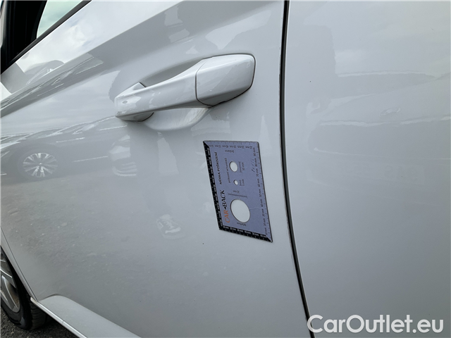  Skoda  Fabia Com.1.0TSI 70 Ambition 5d #9