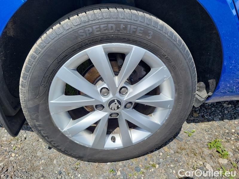  Skoda  Octavia  Lim.  (5E3)(03.2017->)  1.5TSI 110 Ambition #18