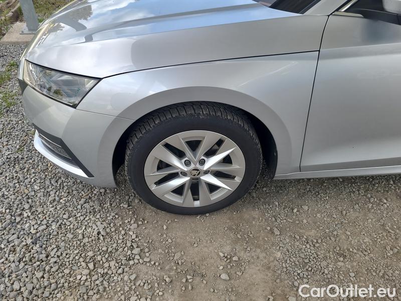  Skoda  Octavia  Combi (NX3)(2020) Oct.Combi 2.0TDI 110 Style AT #1