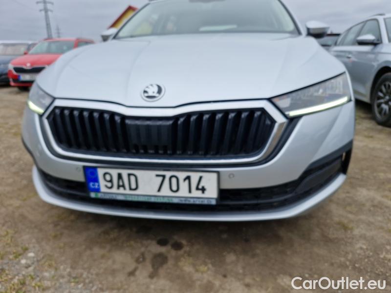  Skoda  Octavia  Combi (NX3)(2020) Oct.C.2.0 TDI 110 Ambition #2