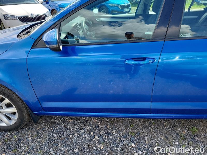  Skoda  Octavia  Lim.  (5E3)(03.2017->)  1.5TSI 110 Ambition #3