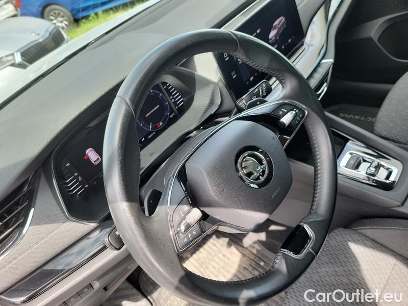  Skoda  Octavia  Combi (NX3)(2020) Oct.Combi 2.0TDI 110 Style AT #6