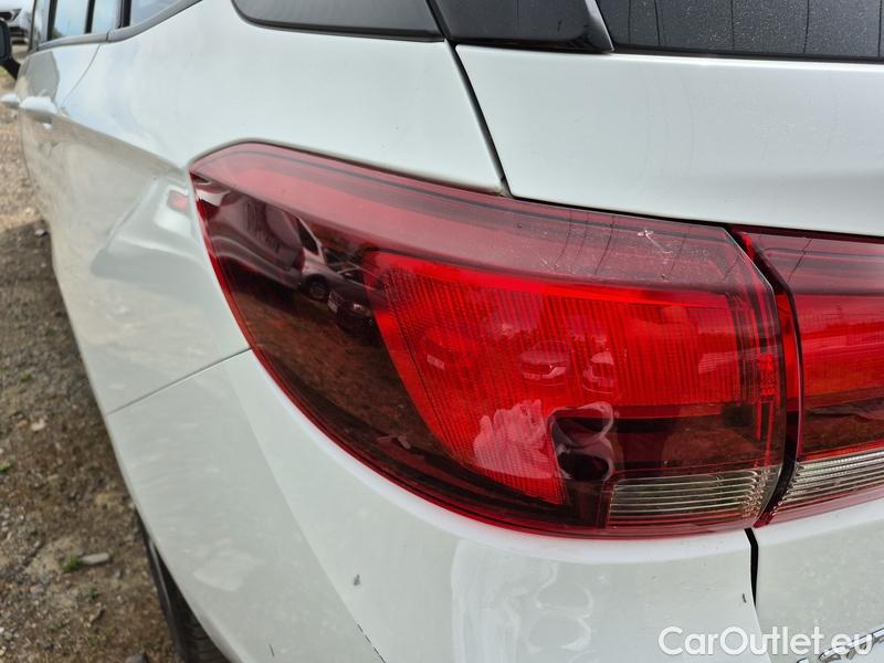  Opel  Astra  K Sports Tourer (2015) ST 1.5CDTi 77 Edition 5d #14