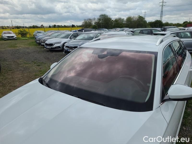  Skoda  Superb  Combi (N25) (2023) Sup.C.FL2.0TDI 110 Style #1
