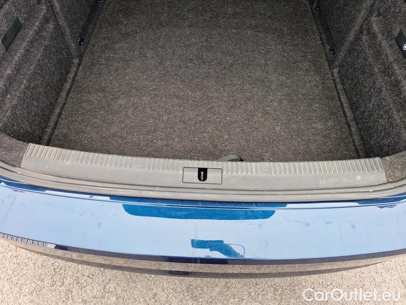  Skoda  Superb  (3V3)(2015) Supe.FL2.0TDI 110 Style #12