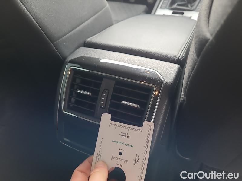 Skoda  Superb  (3V3)(2015) Supe.FL2.0TDI 110 Ambition #13