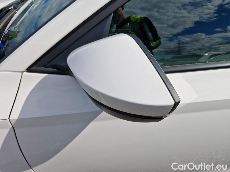  Skoda  Octavia  Lim. (NX3)(2020)  1.5TSI 110 Ambition 5d #3