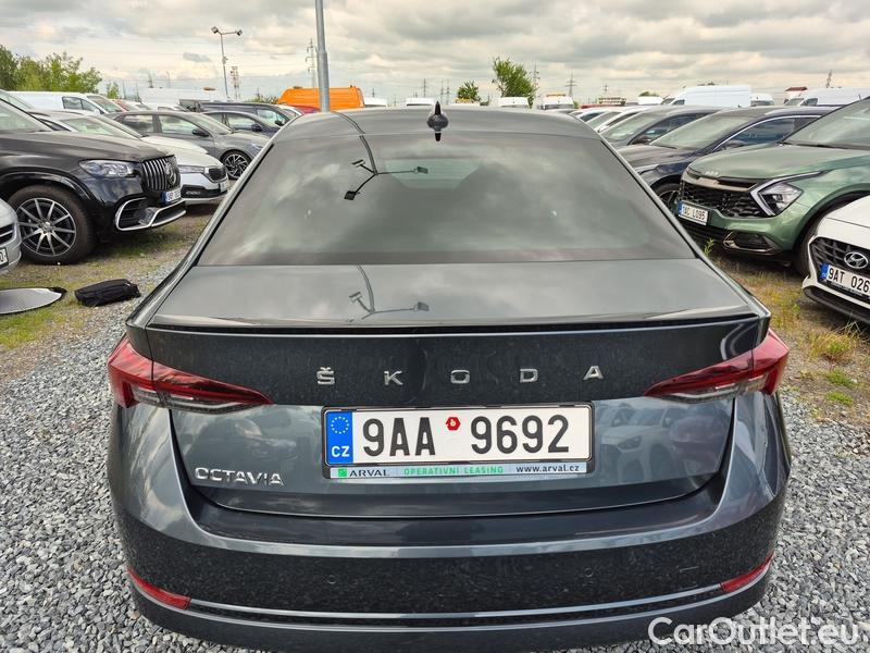  Skoda  Octavia  Lim. (NX3)(2020) Oct. 2.0TDI 110 Style AT 5d #13