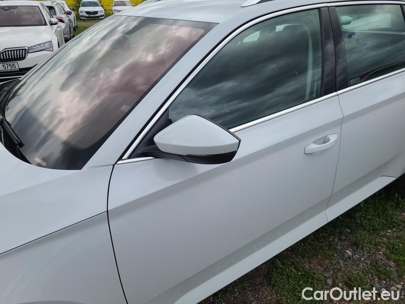 Skoda  Superb  Combi (N25) (2023) Sup.C.FL2.0TDI 110 Style #2