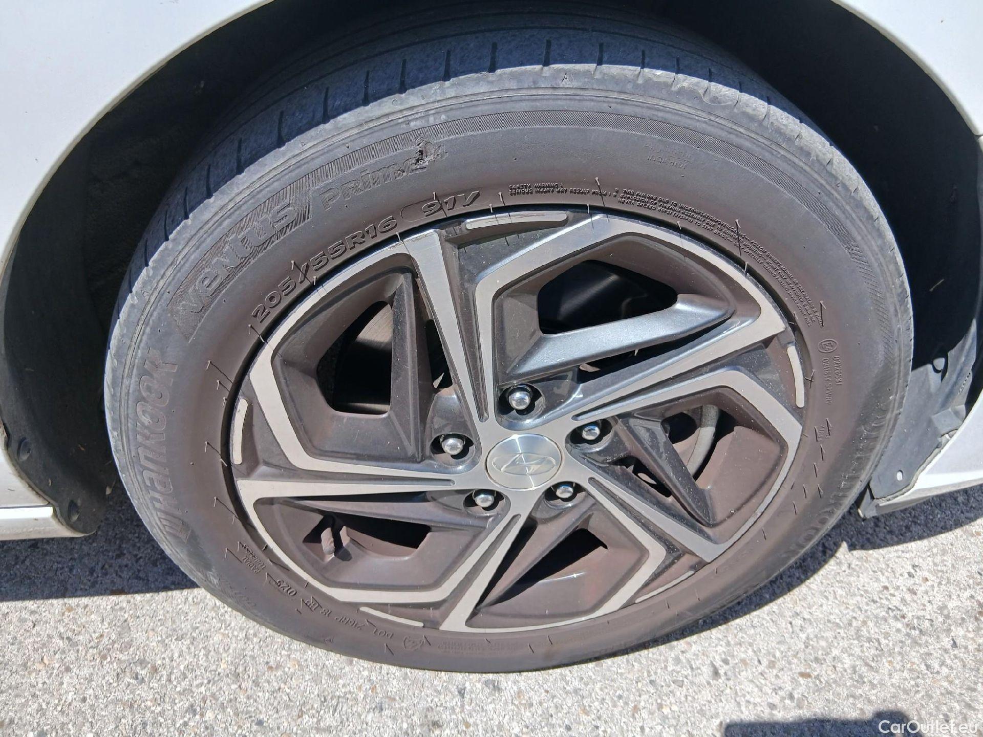  Hyundai  i30 HYUNDAI  1.0 TGDI 120 CV #51
