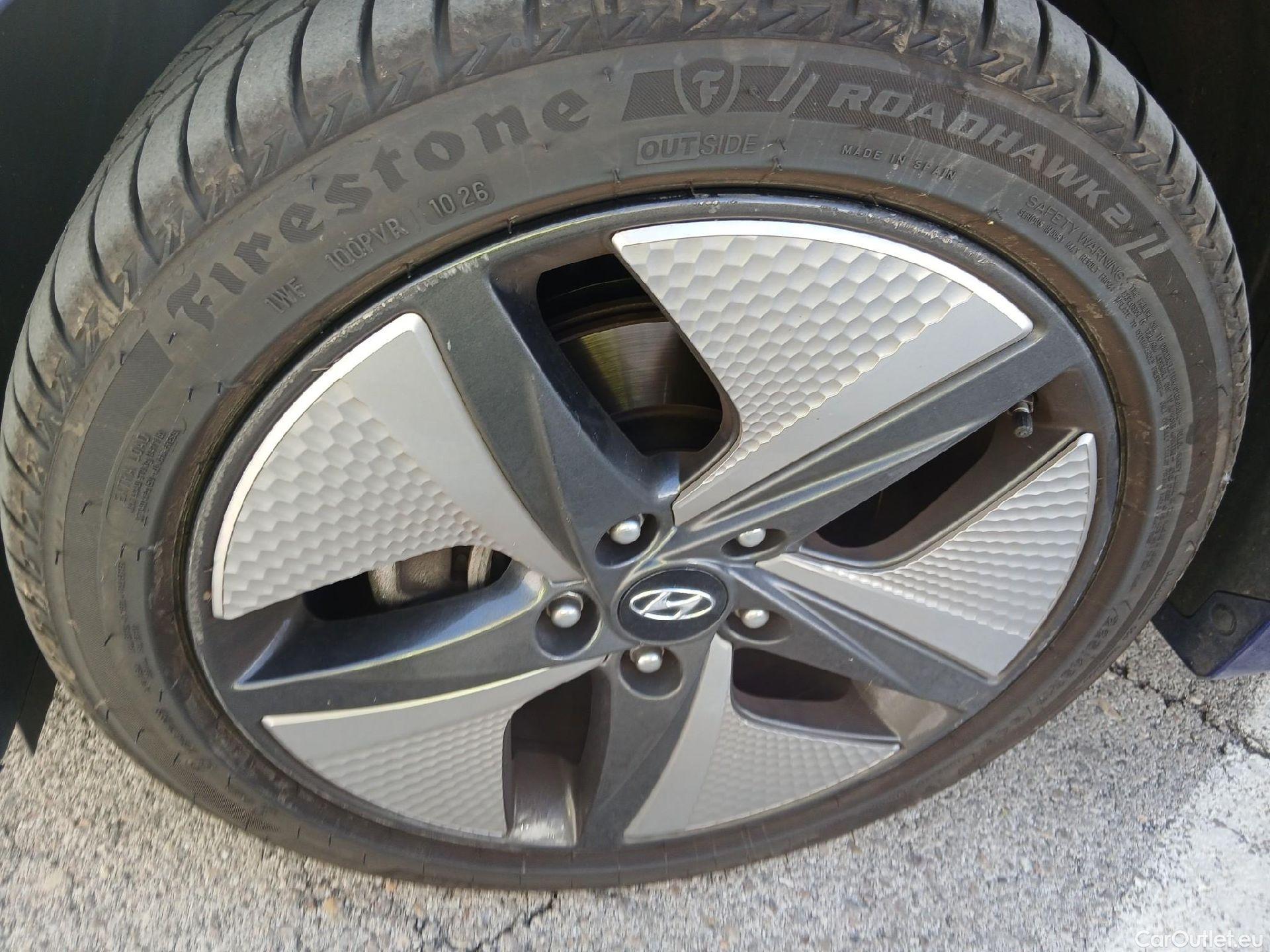  Hyundai   Ioniq HYUNDAI / 2019 / 5P / berlina con portón 1.6 GDI HEV Tecno DCT #5