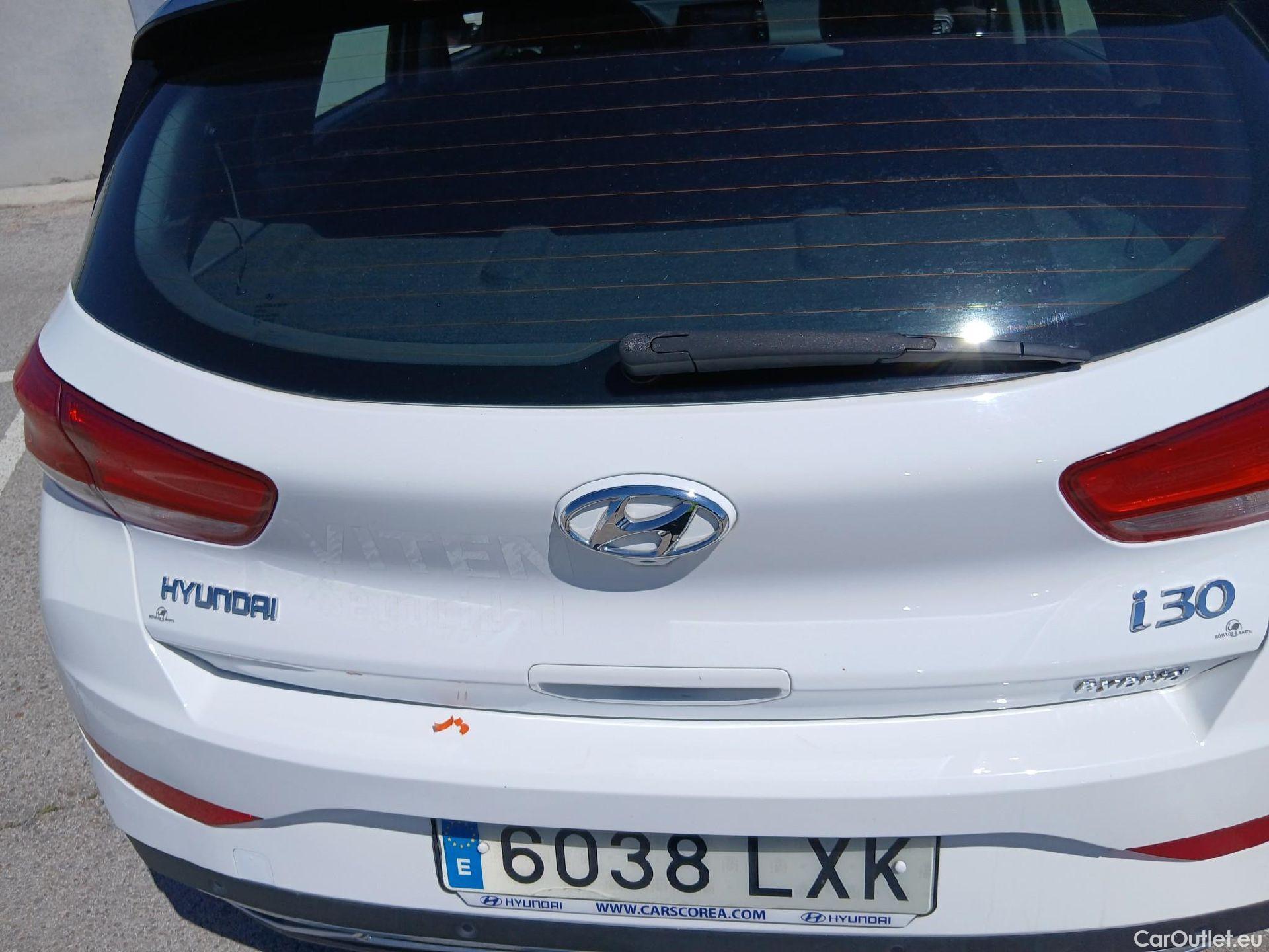  Hyundai  i30 HYUNDAI  1.0 TGDI 120 CV #38