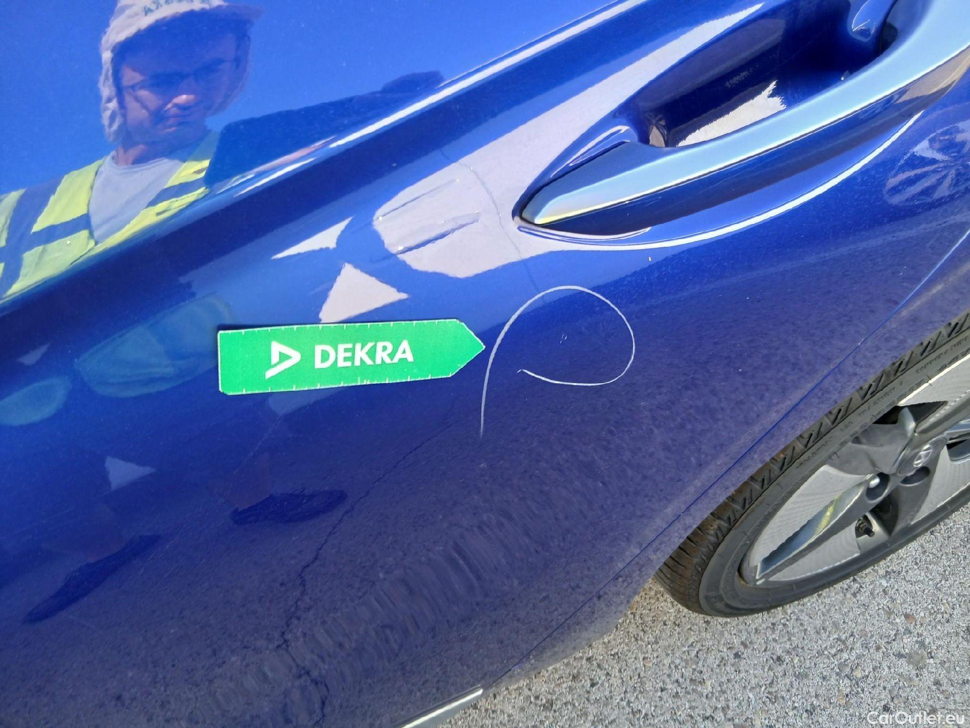  Hyundai   Ioniq HYUNDAI / 2019 / 5P / berlina con portón 1.6 GDI HEV Tecno DCT #14