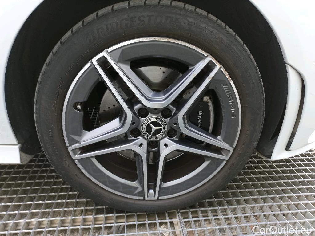  Mercedes  CLA-Klasse MERCEDES-BENZ CLA / 2019 / 5P / familiar CLA 250 e Shooting Brake #5