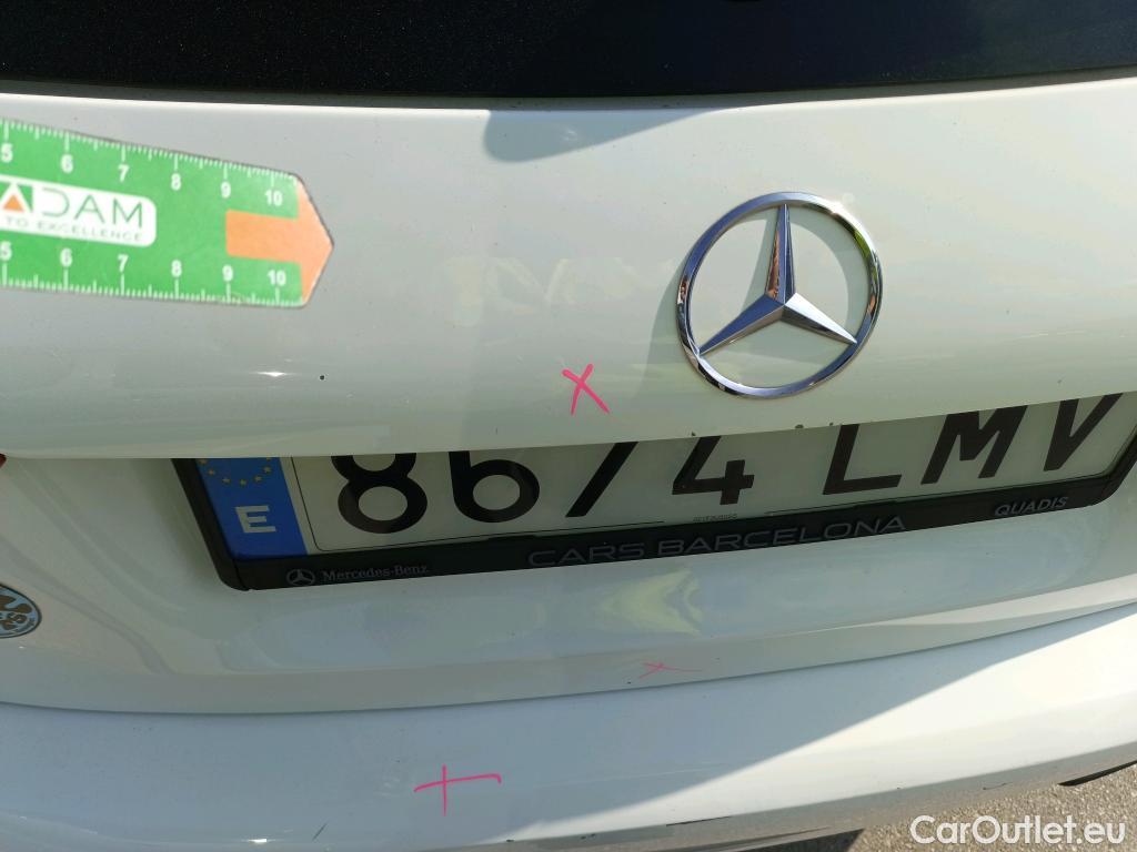  Mercedes  A-Klasse MERCEDES-BENZ Clase A / 2018 / 5P / berlina con portón A 200 d #2