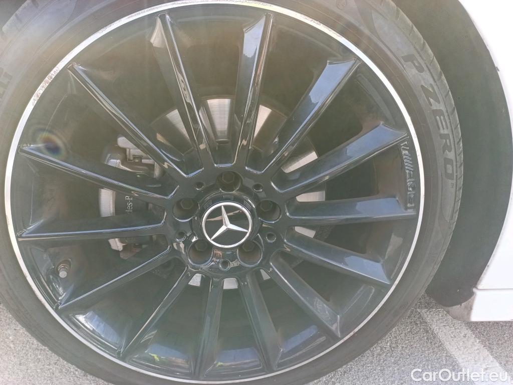  Mercedes  A-Klasse MERCEDES-BENZ Clase A / 2018 / 5P / berlina con portón A 200 d #4