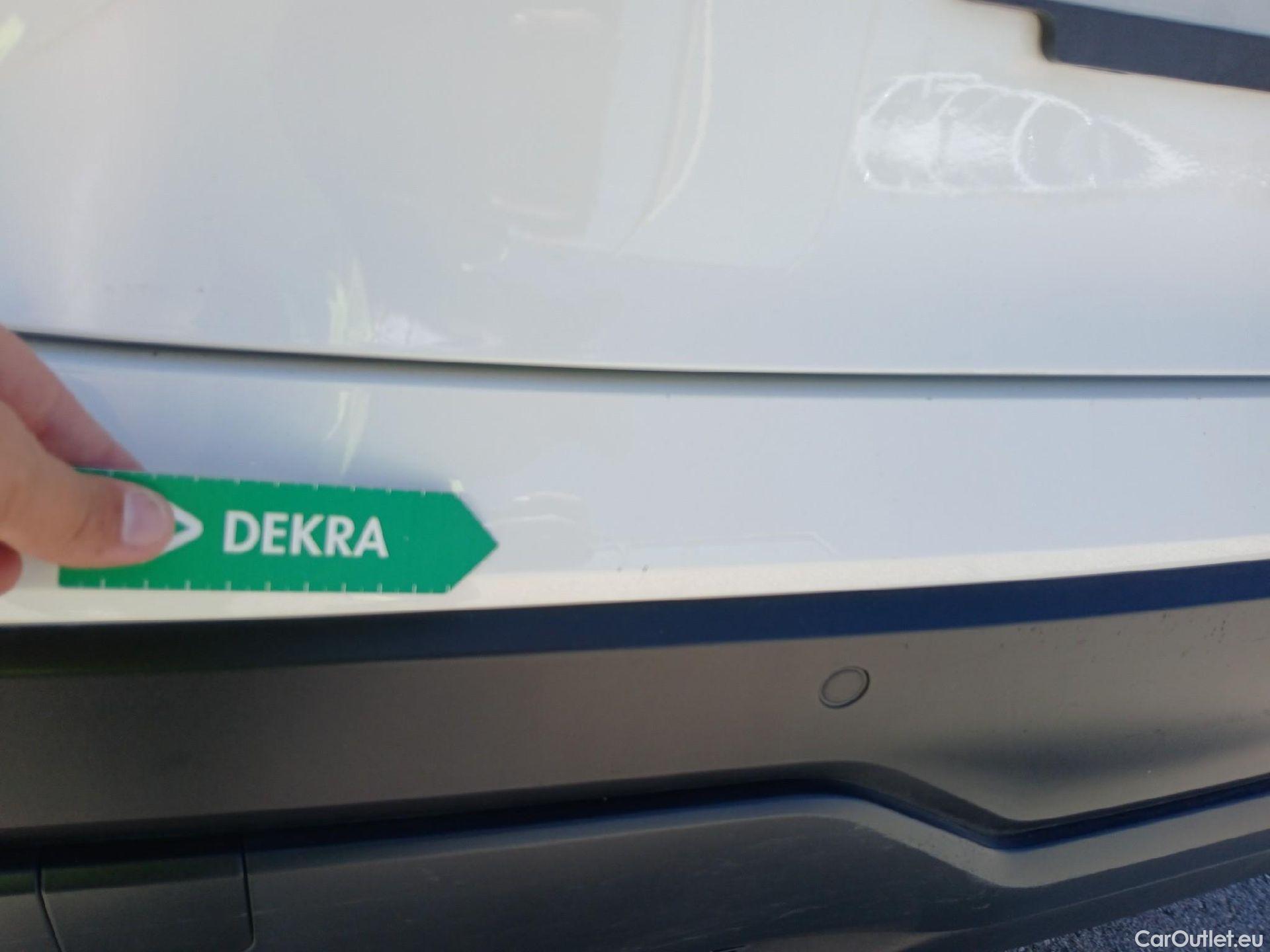 Nissan  Qashqai NISSAN  / 2021 / 5P / todoterreno DIG-T 103kW (140CV) mHEV 4x2 Acenta #22