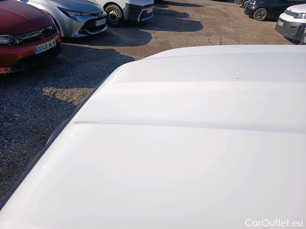  Toyota  Land Cruiser TOYOTA  / 2017 / 5P / todoterreno 2.8 D-4D GX #6