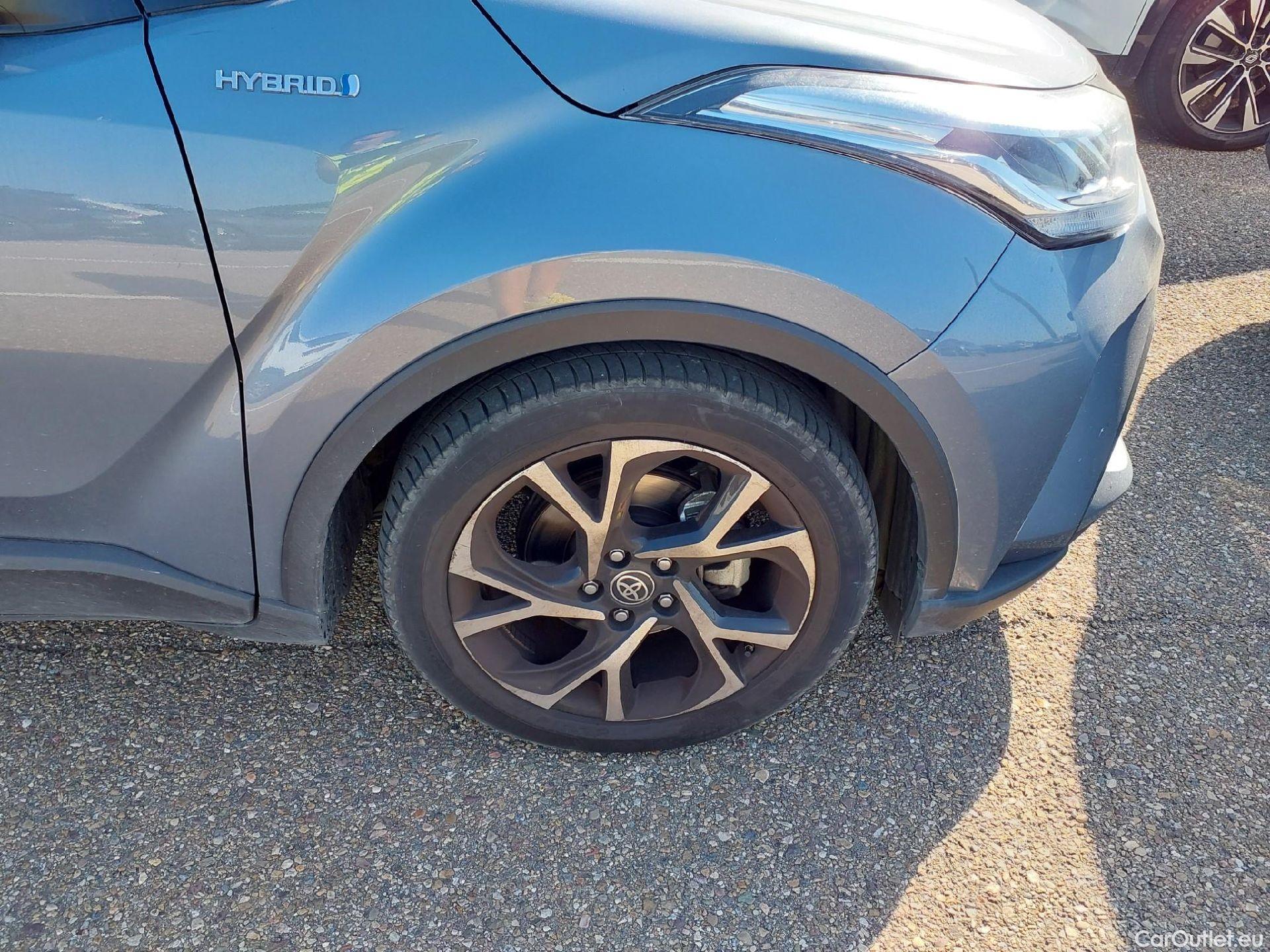  Toyota  C-HR TOYOTA  / 2019 / 5P / todoterreno 1.8 125H Advance #10