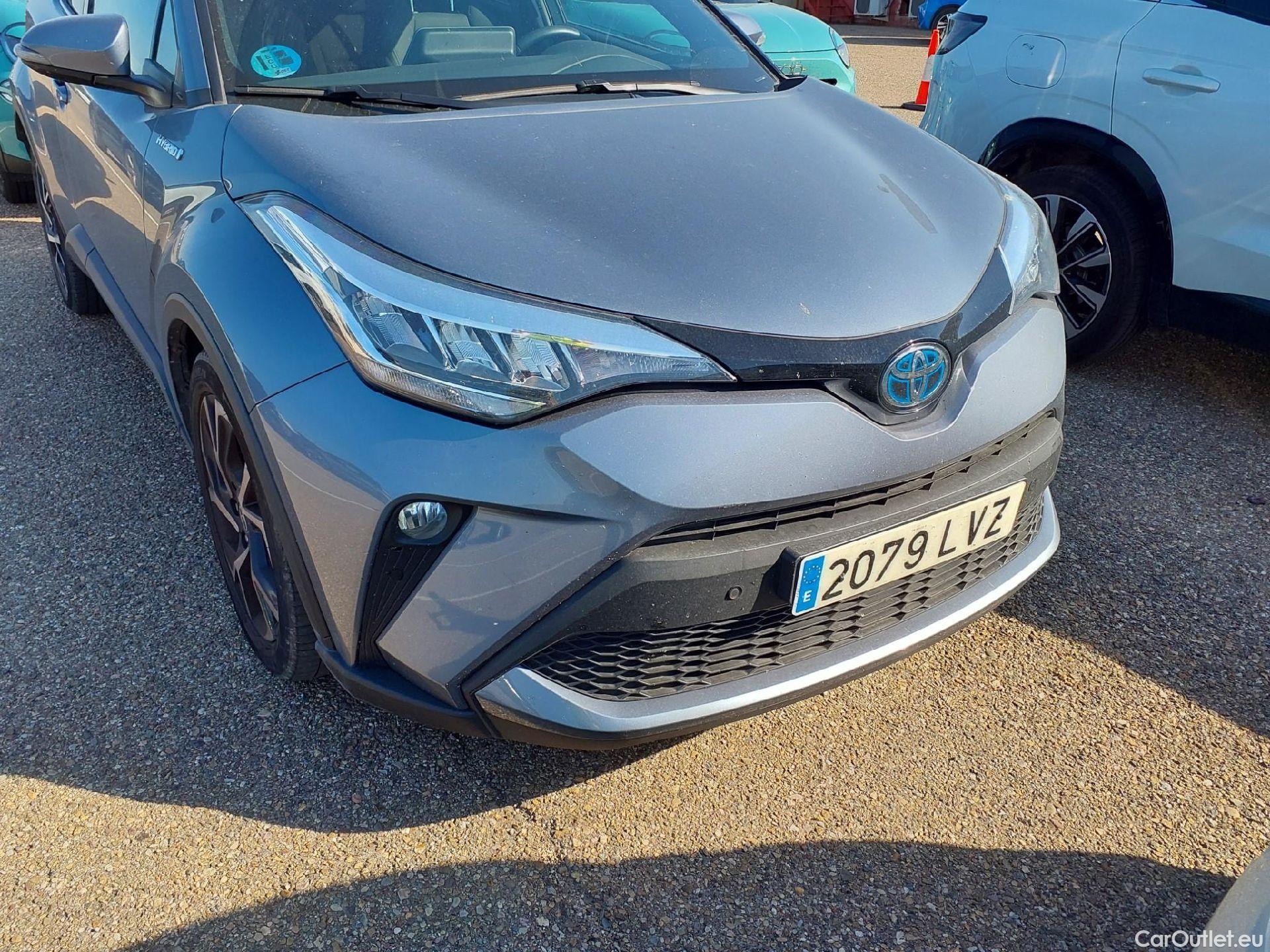  Toyota  C-HR TOYOTA  / 2019 / 5P / todoterreno 1.8 125H Advance #11